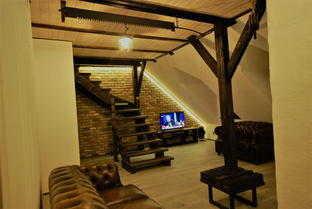 Atticapartment ลูบลิน ภายนอก รูปภาพ