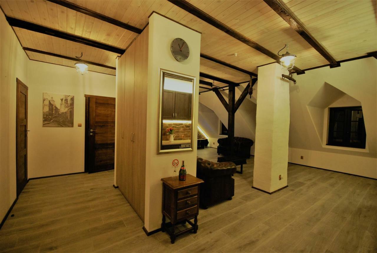 Atticapartment ลูบลิน ภายนอก รูปภาพ