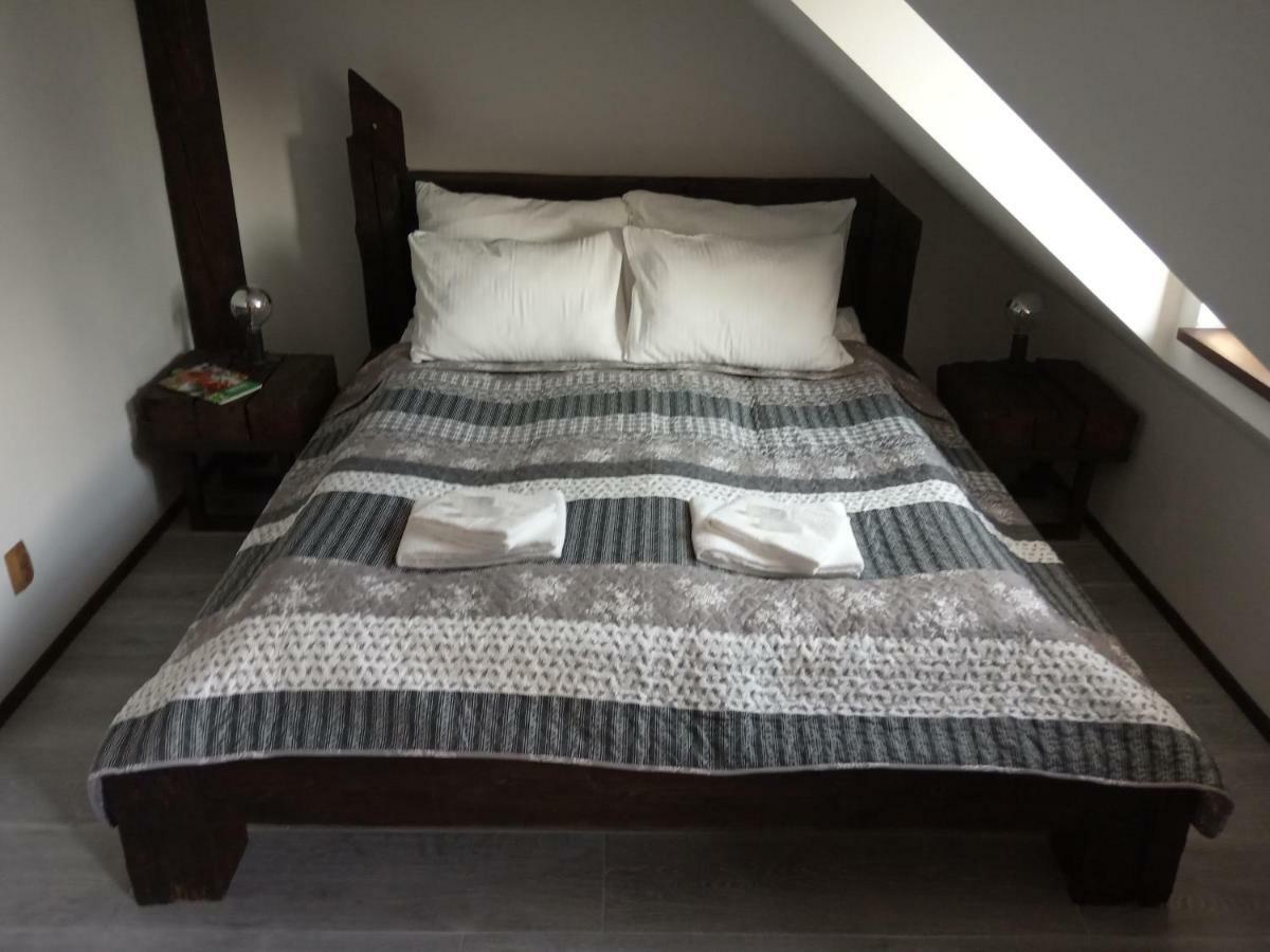 Atticapartment ลูบลิน ภายนอก รูปภาพ